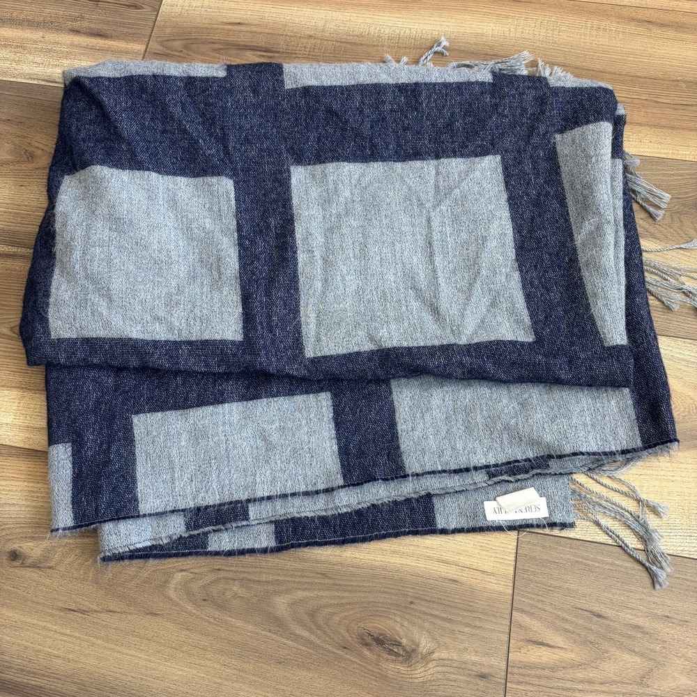 Serena And‎ Lily Bodhi Throw Blanket. 100% Baby Alpaca 70" x 52"